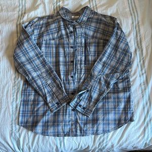 columbia light-weight flannel button up